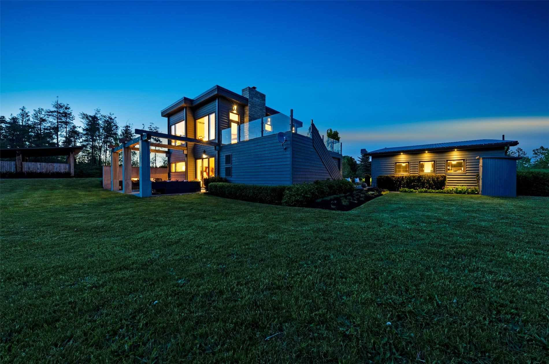 2955 Concession 7 Rd