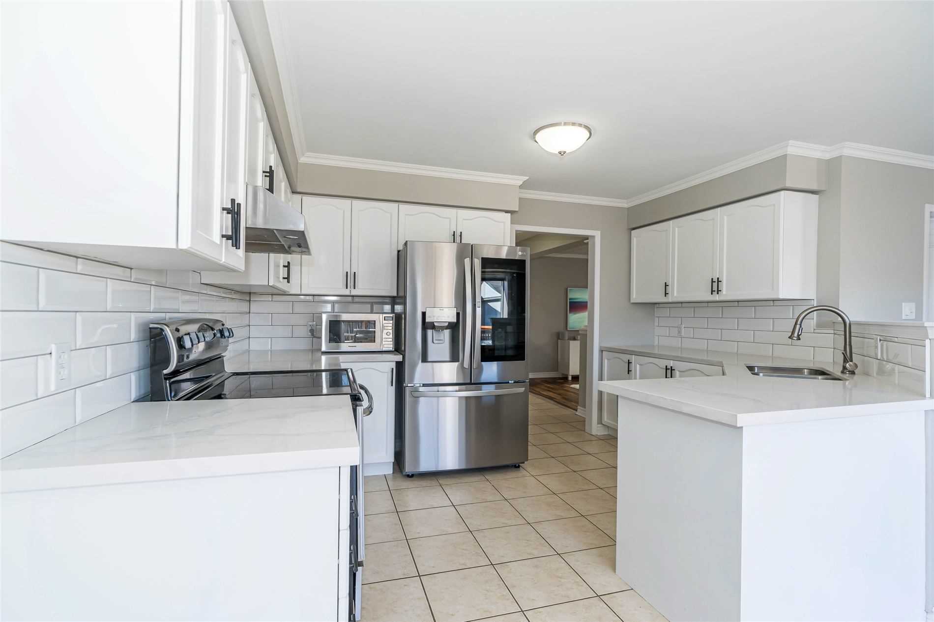 271 Scottsdale Dr