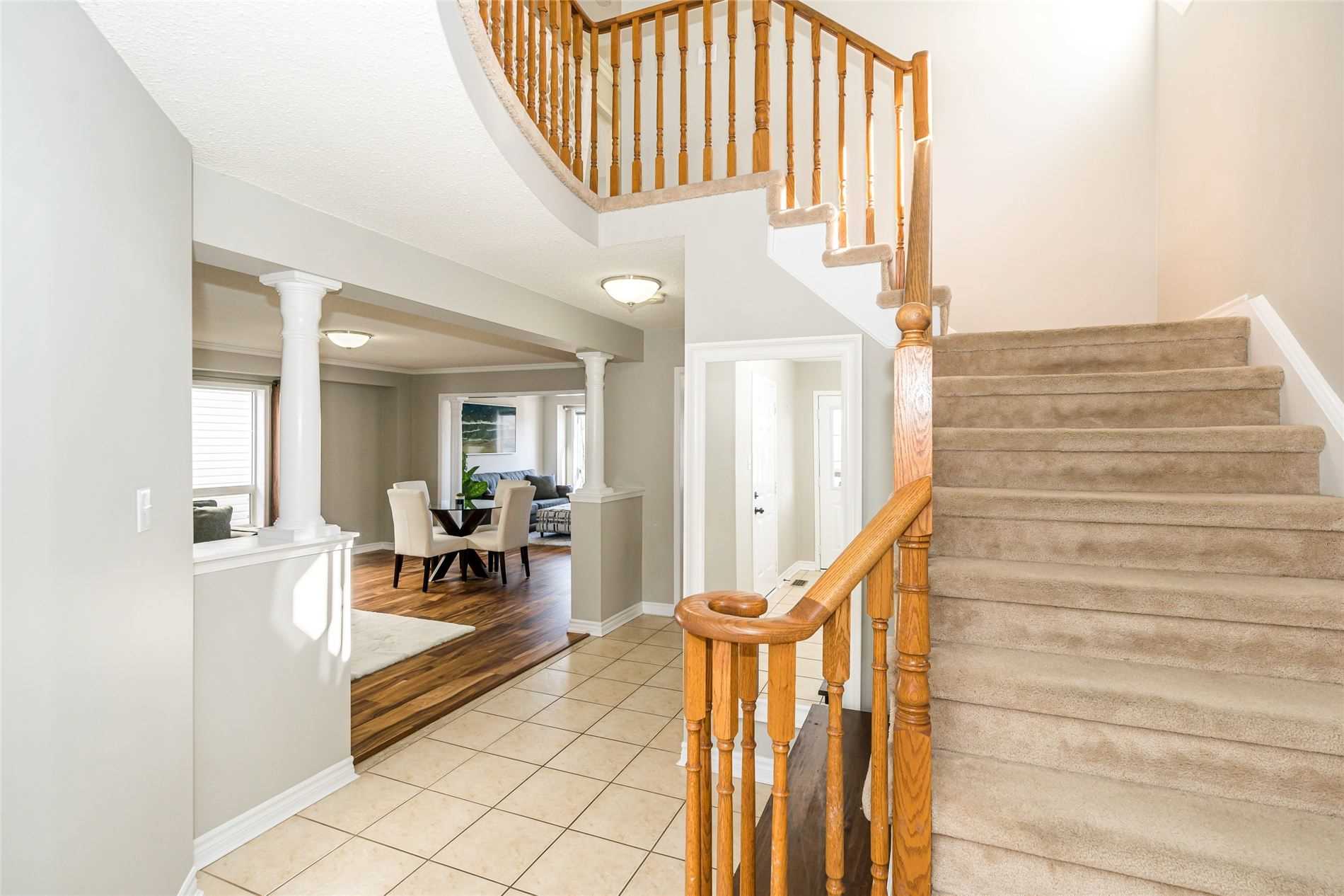 271 Scottsdale Dr