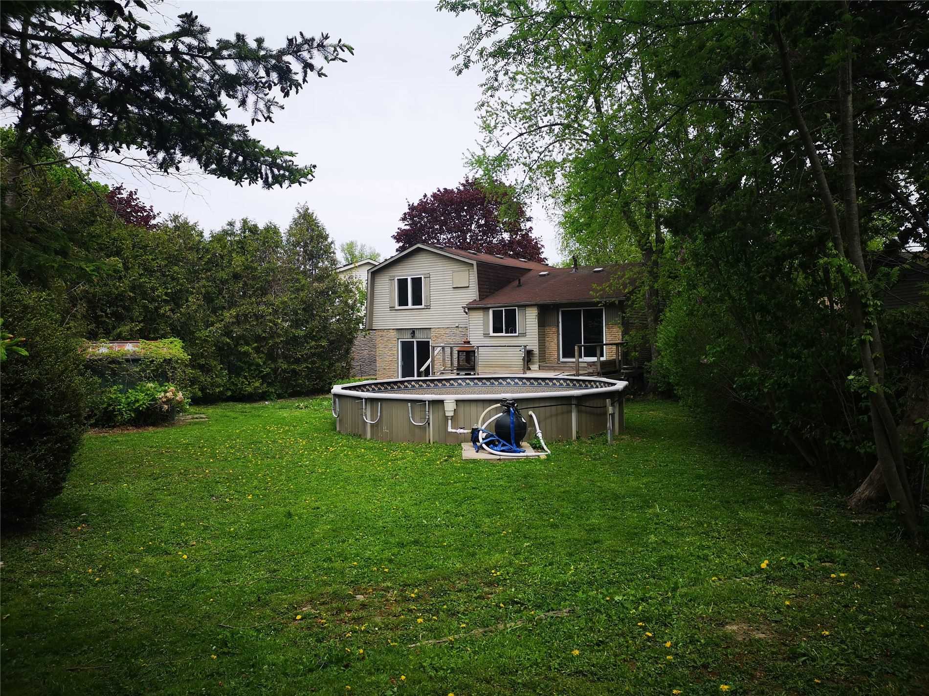 44 Deerpark Cres