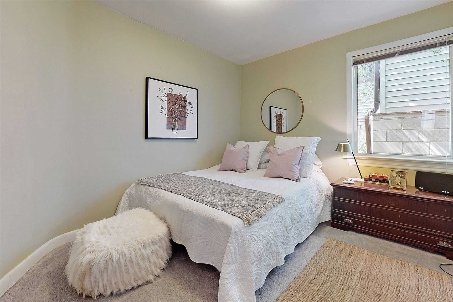 141 Kalmar Ave