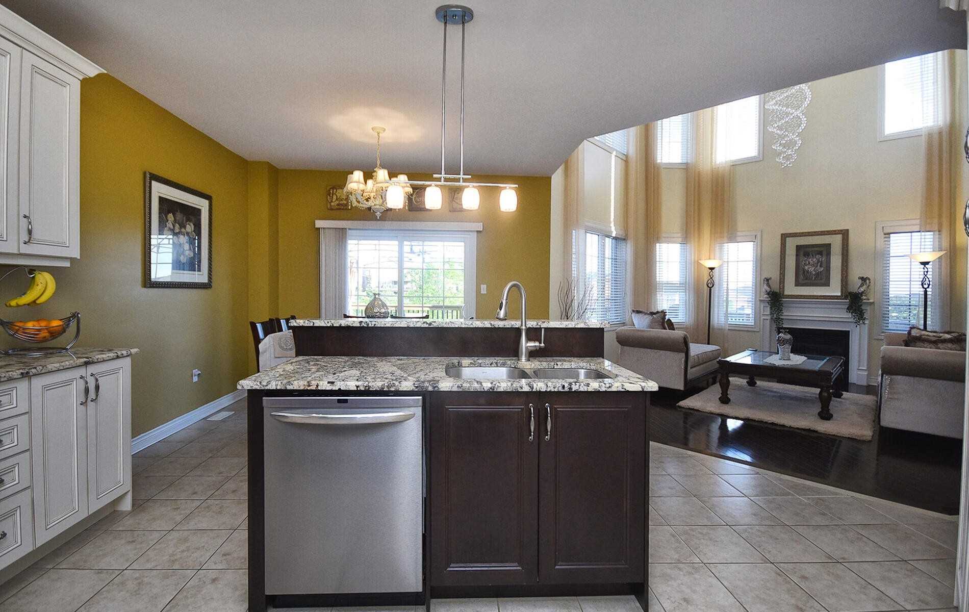 871 Black Cherry Dr