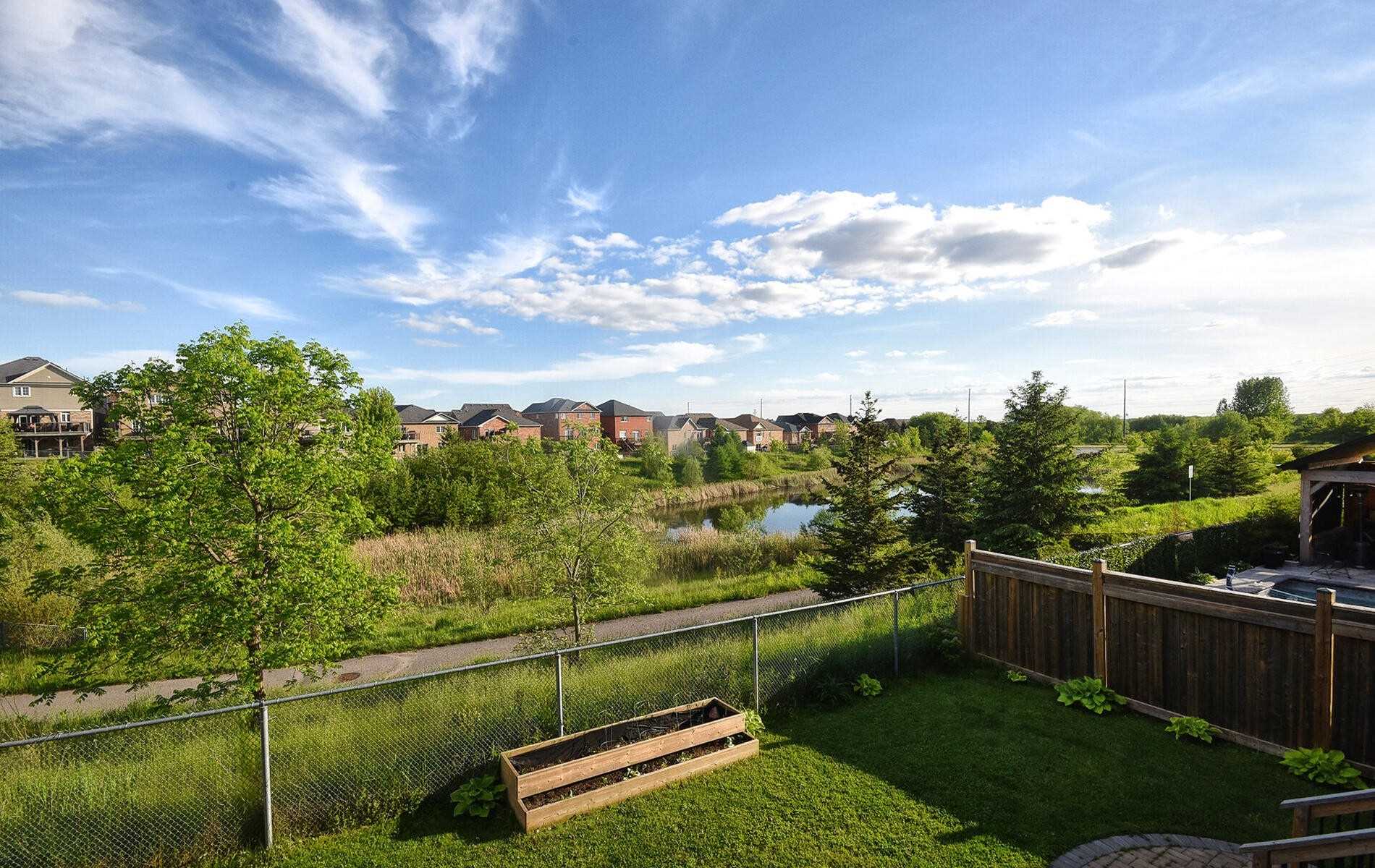 871 Black Cherry Dr