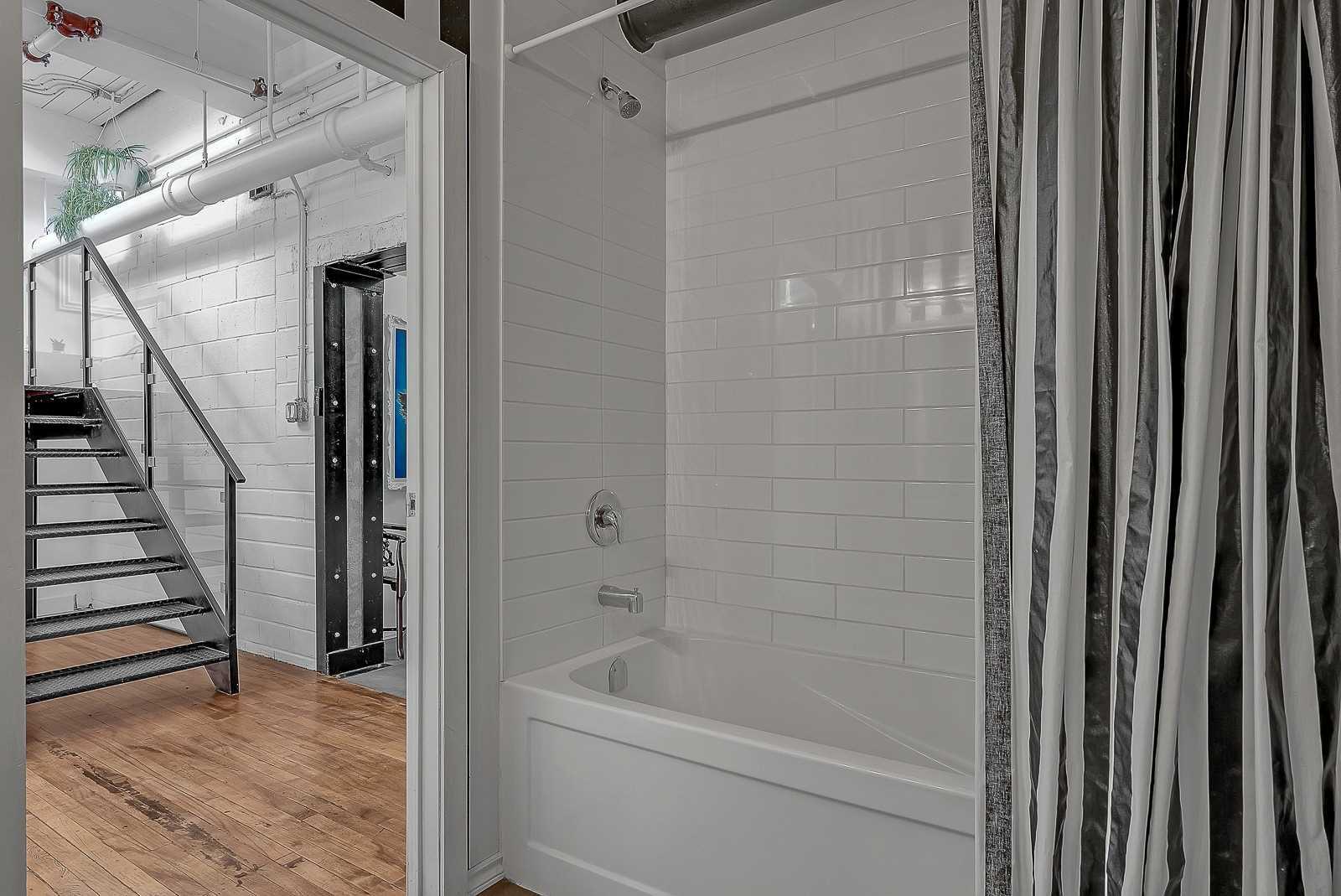 1173 Dundas St E, #236