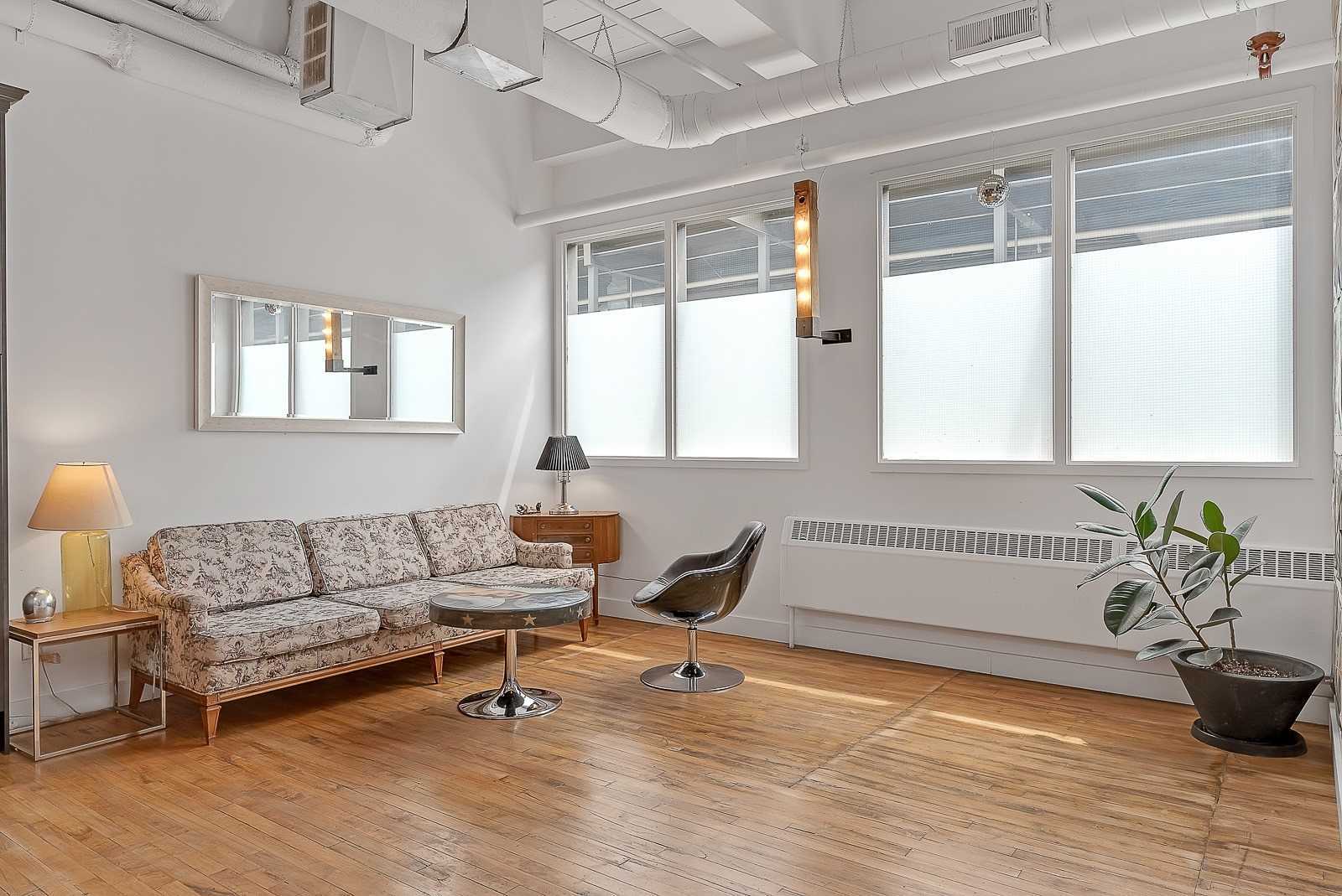 1173 Dundas St E, #236