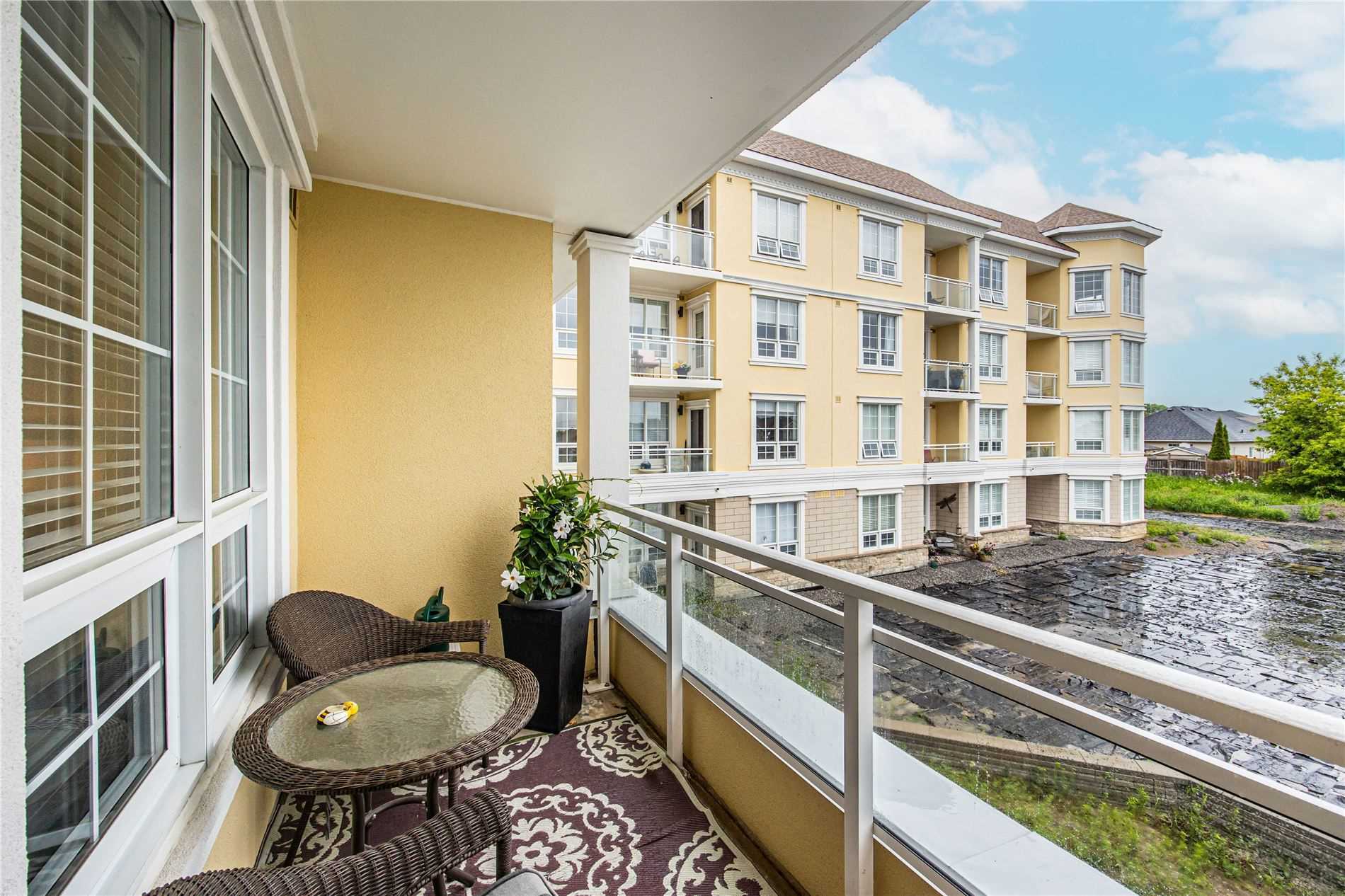 21 Brookhouse Dr, #206