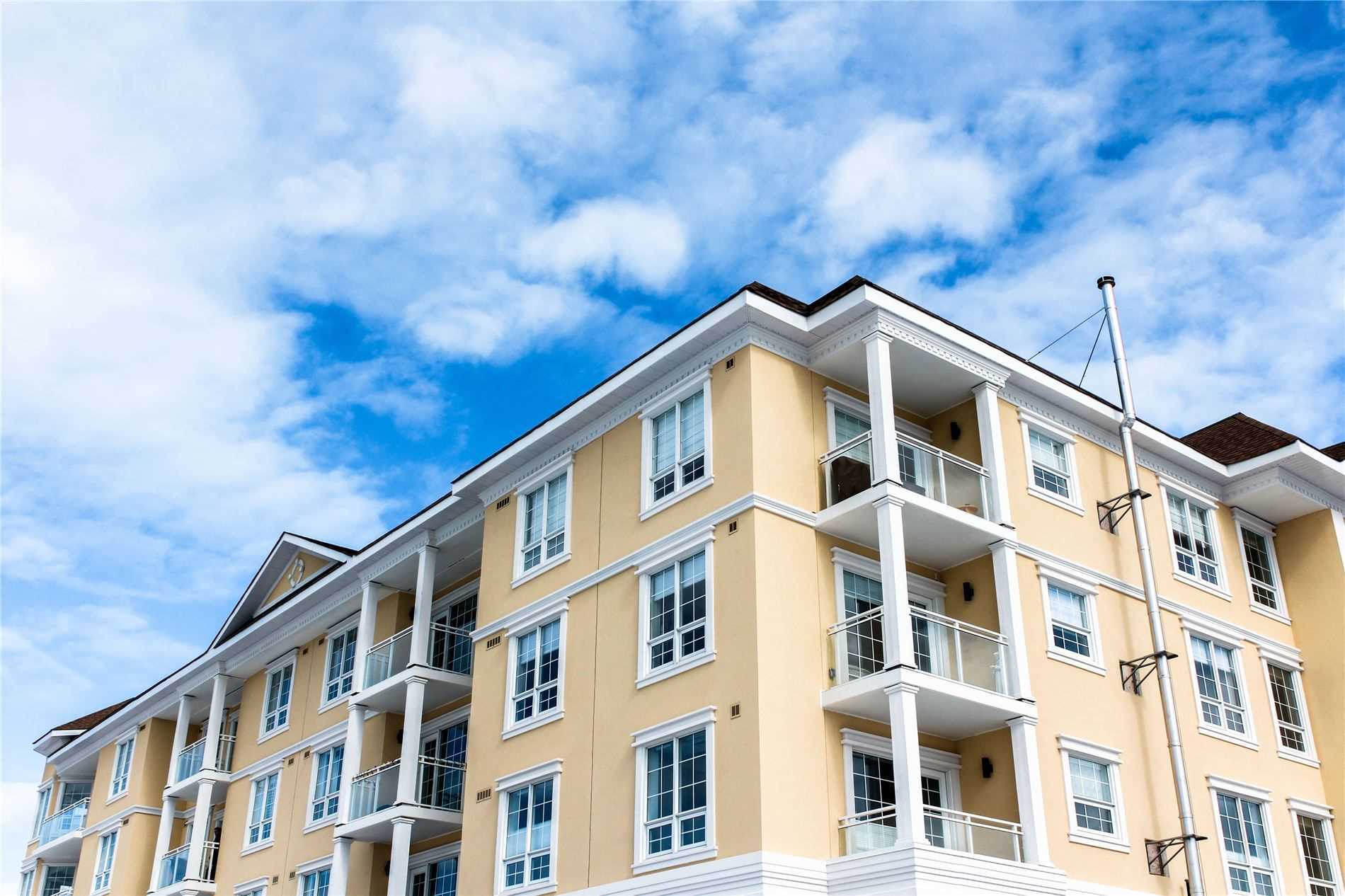21 Brookhouse Dr, #206