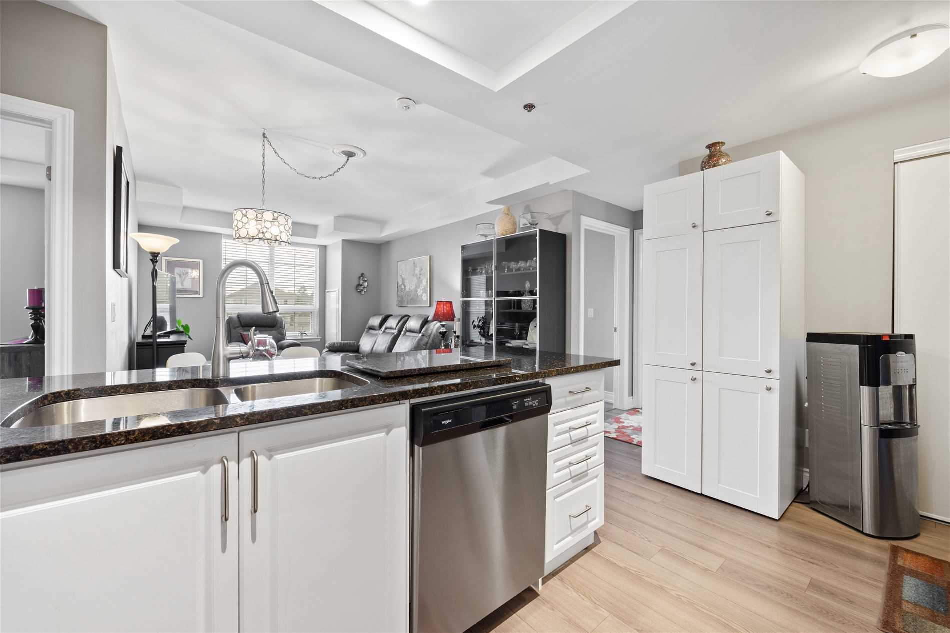 21 Brookhouse Dr, #206