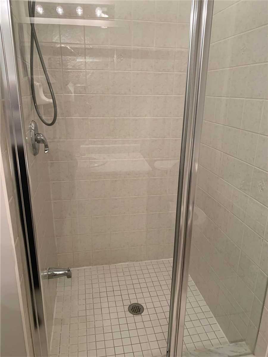 60 Haverhill Cres