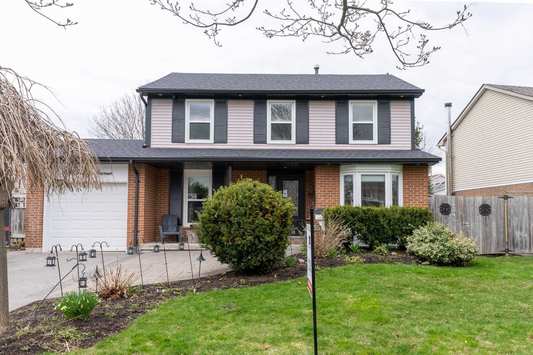 899 Finley Ave