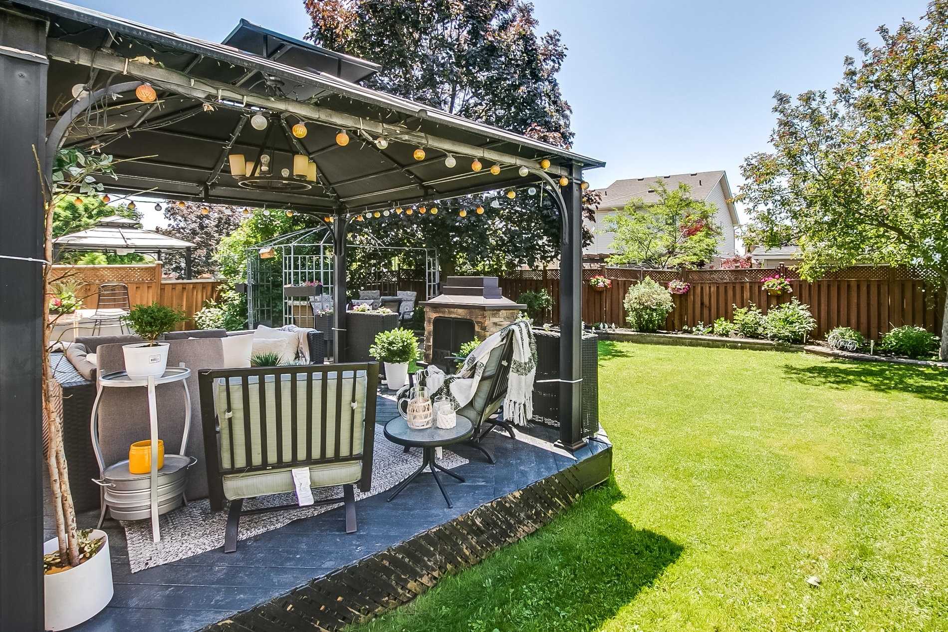 4 Aldcroft Cres