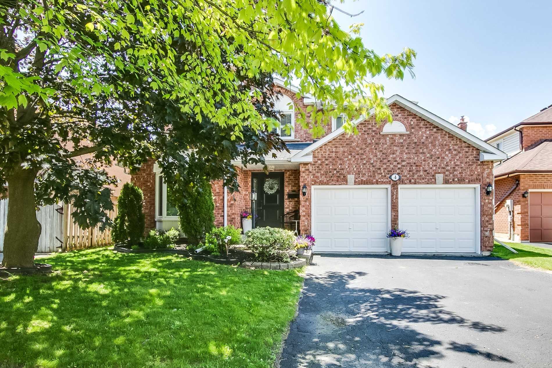4 Aldcroft Cres