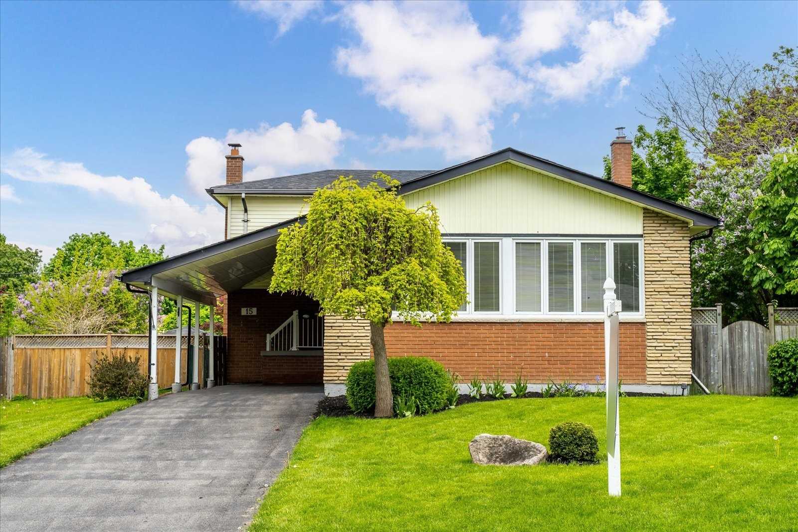 15 Strathy Rd