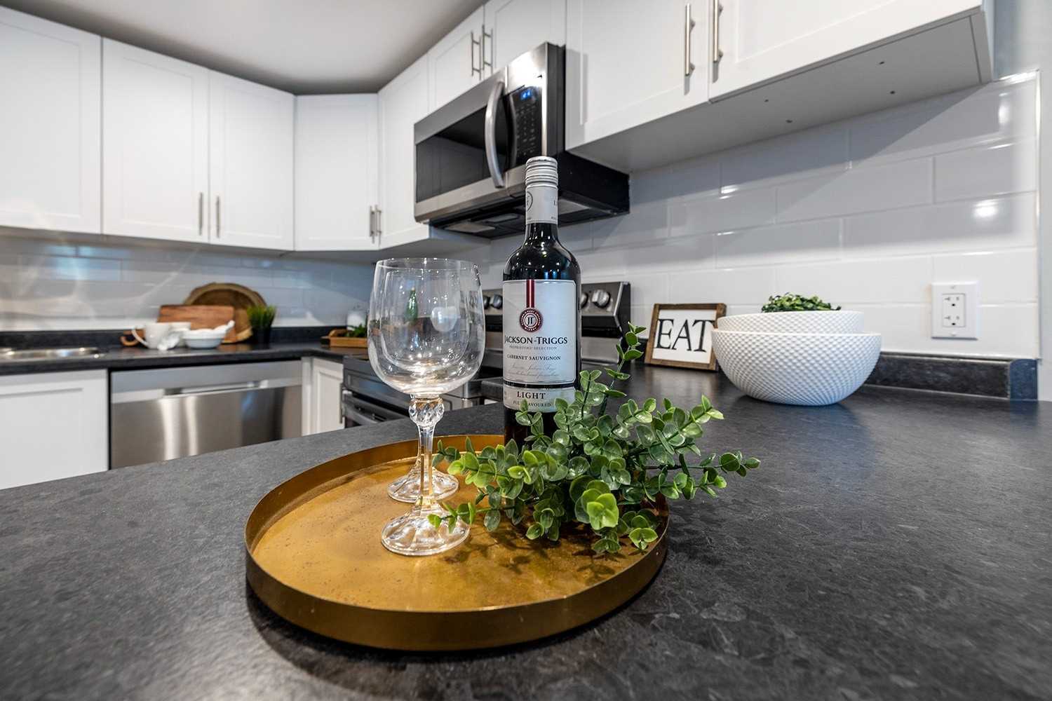 1348 Belair Cres