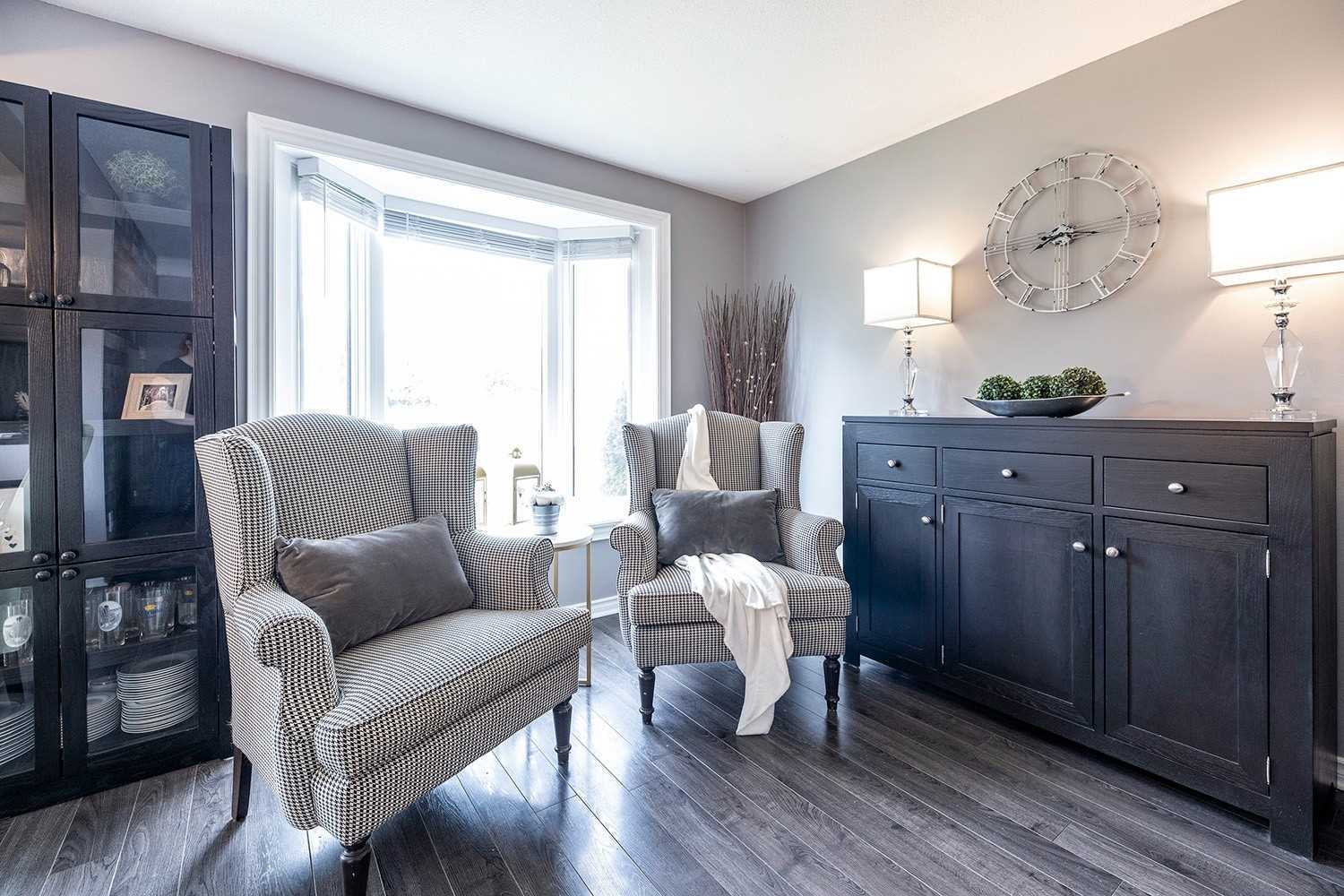 1348 Belair Cres