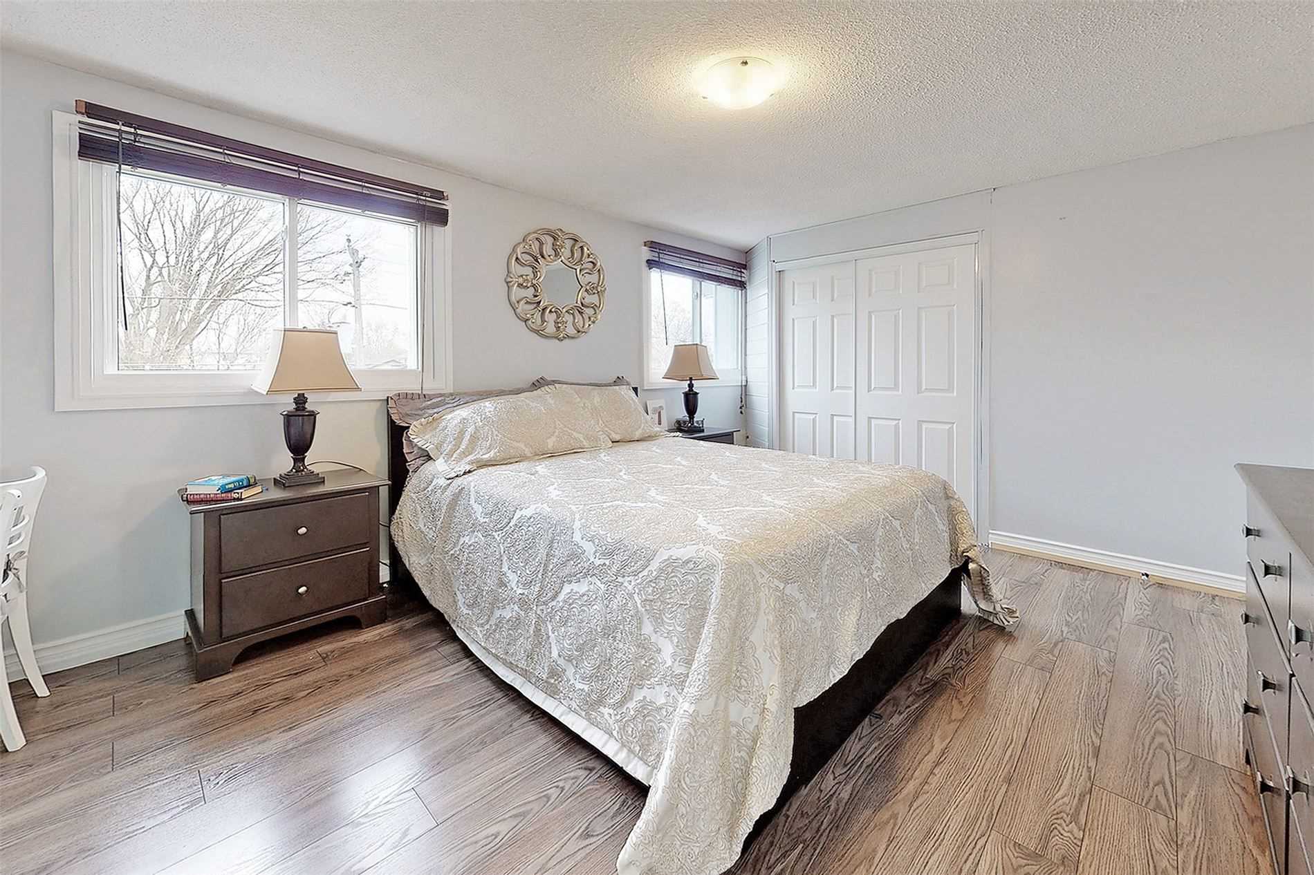 77 Glovers Rd
