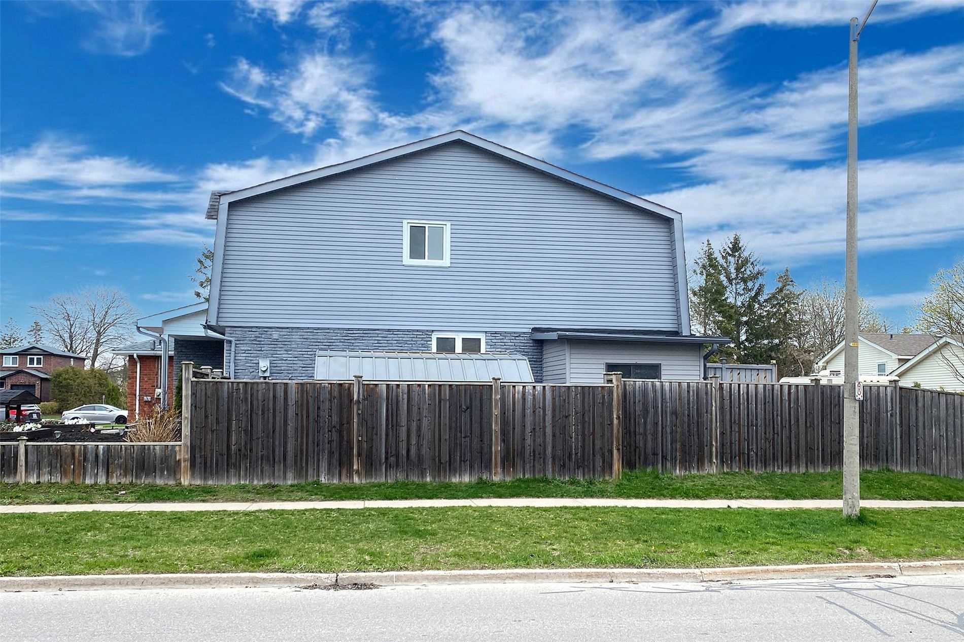 77 Glovers Rd