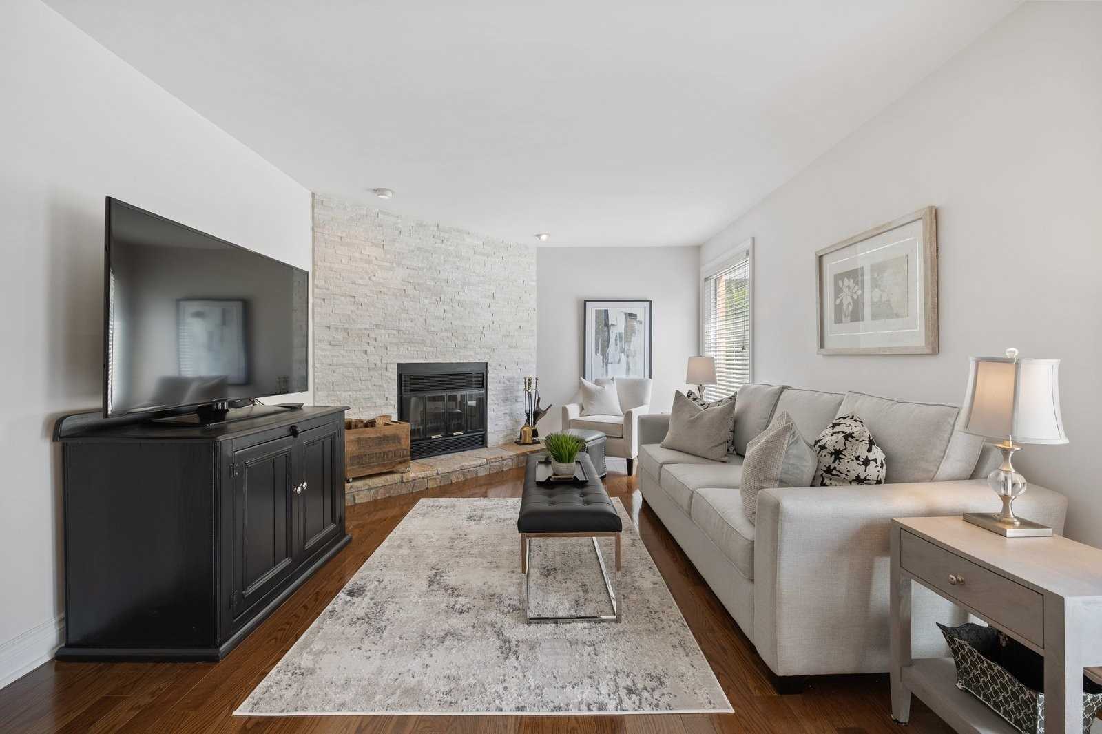 1276 Abbey Rd