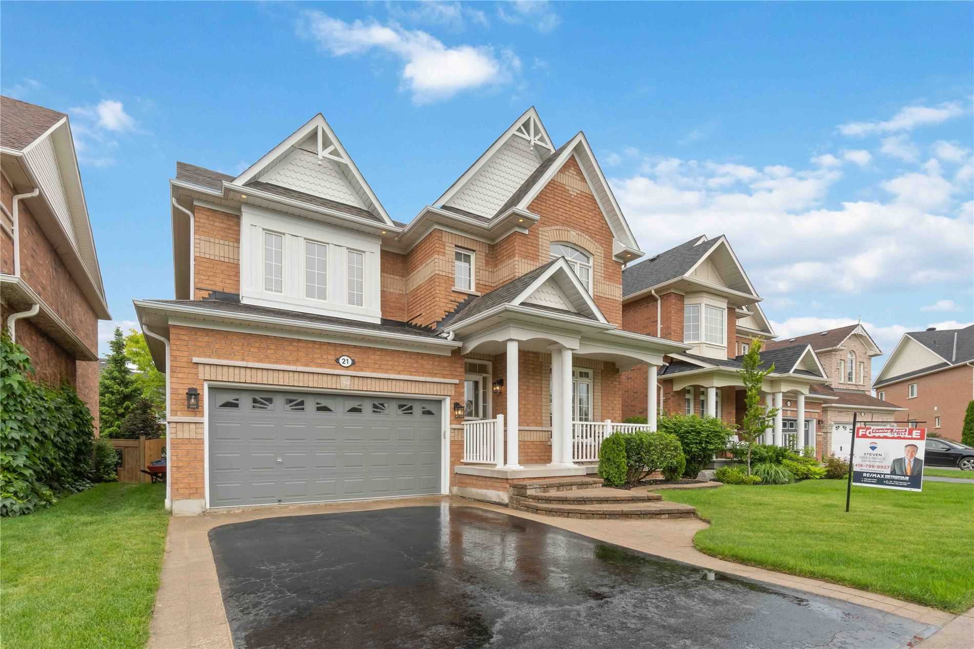 21 Corsham Dr