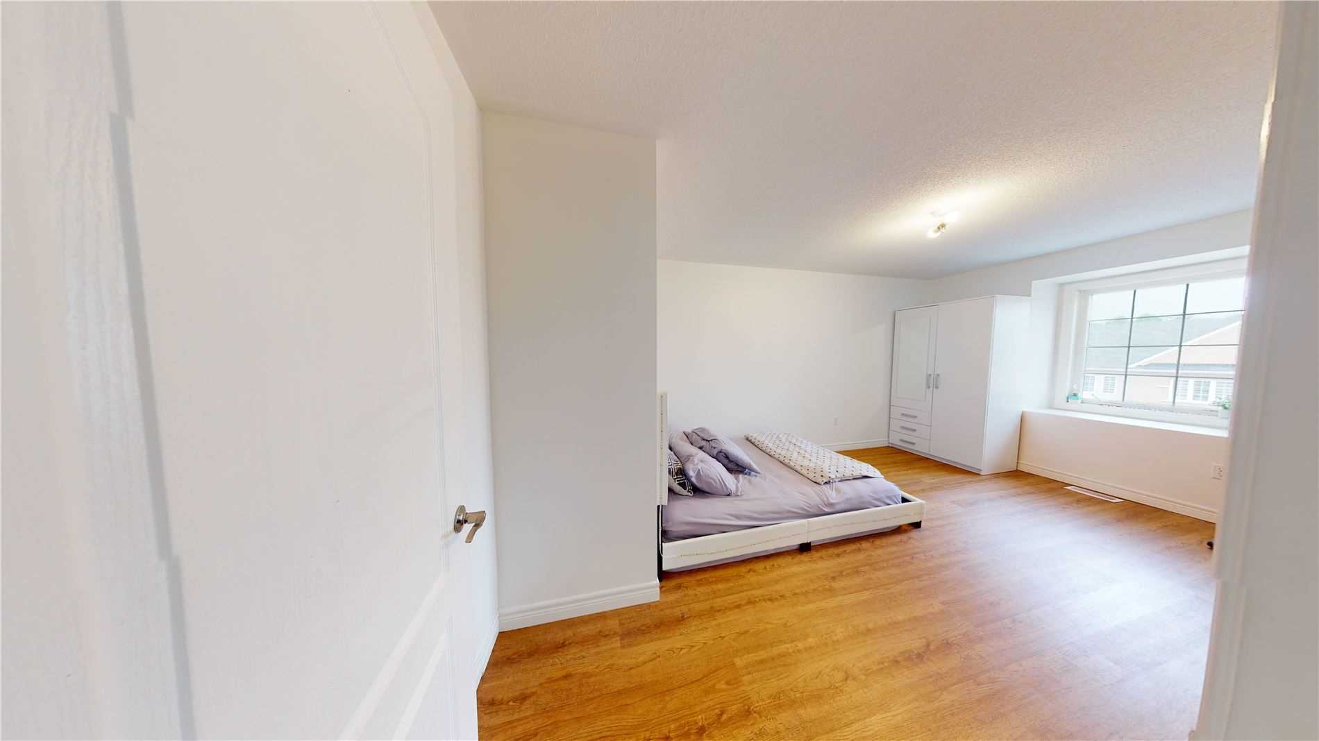 1707 Carousel Dr