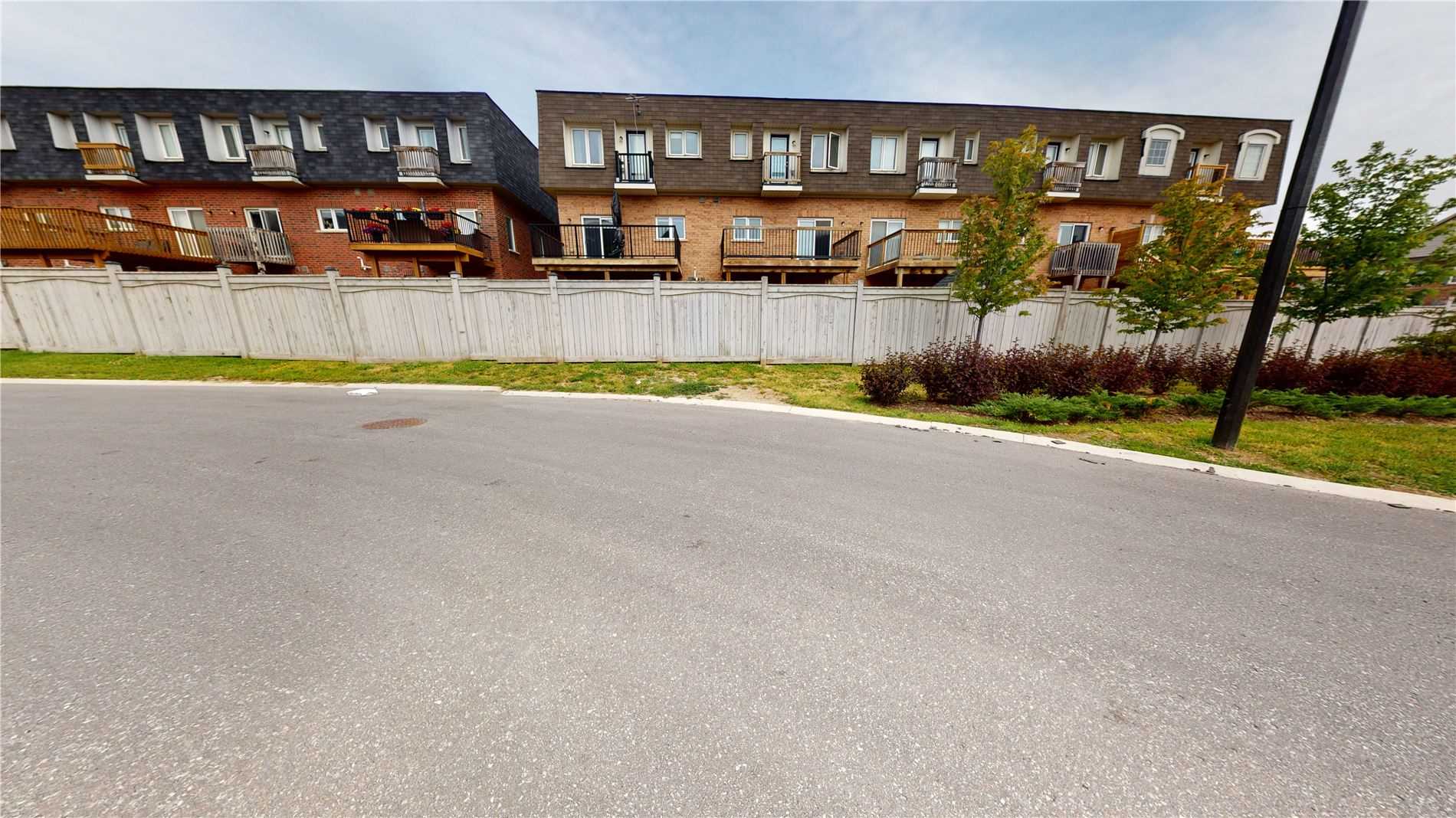 1707 Carousel Dr