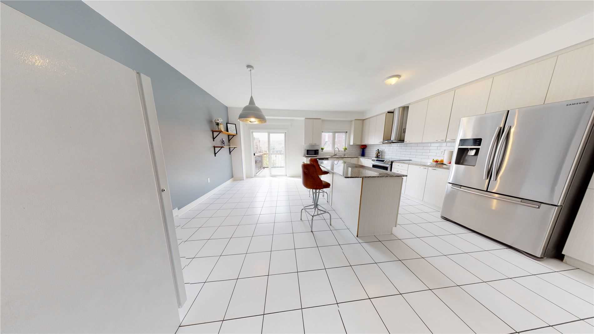1707 Carousel Dr