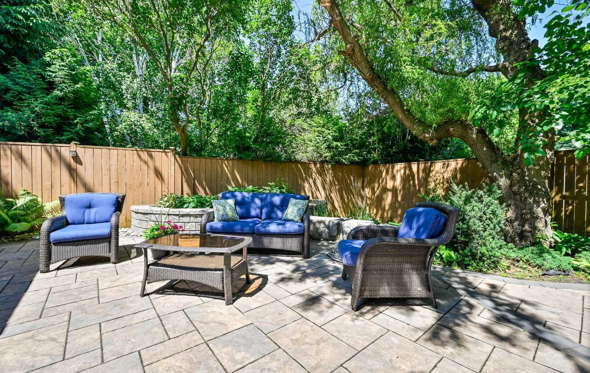 70 Mcfeeters Cres