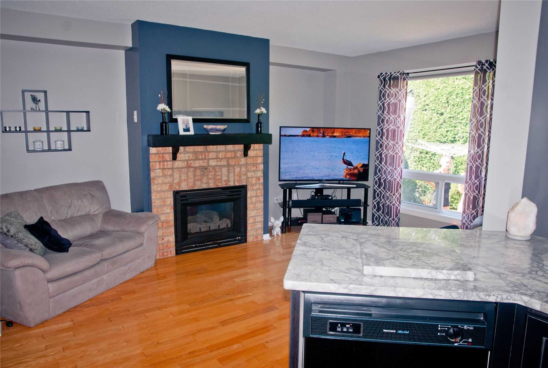 512 Sandalwood Crt