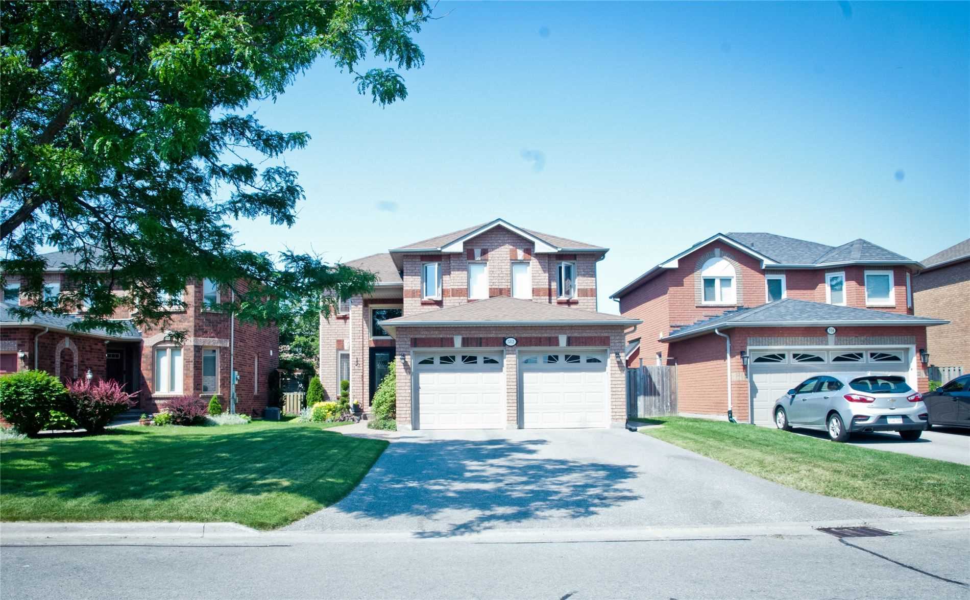 512 Sandalwood Crt