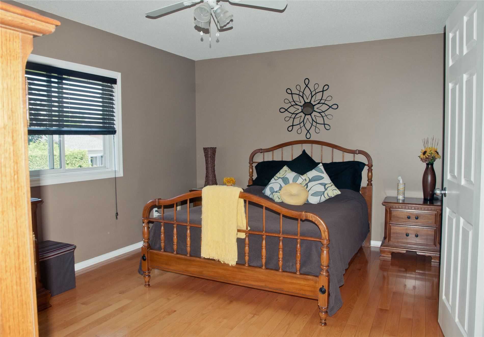 512 Sandalwood Crt
