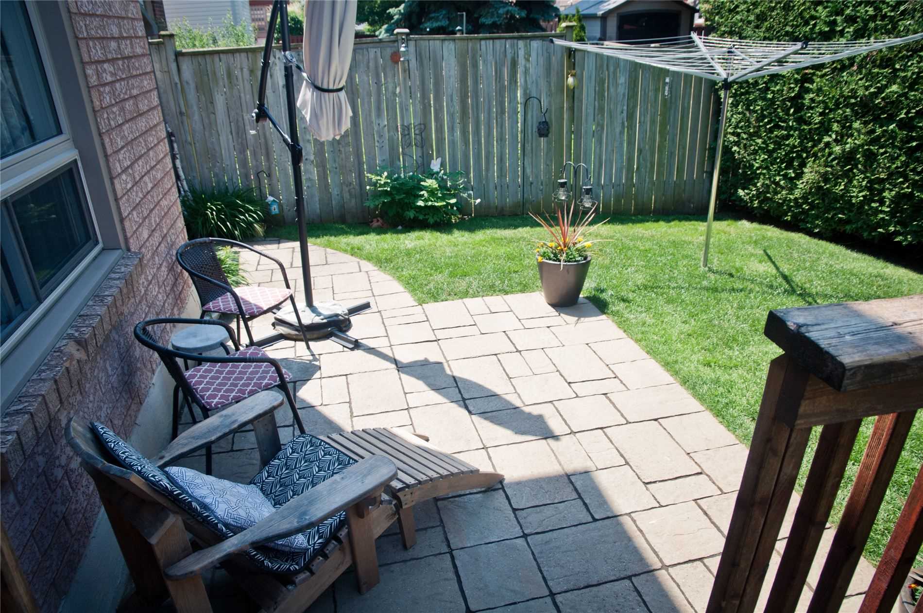 512 Sandalwood Crt