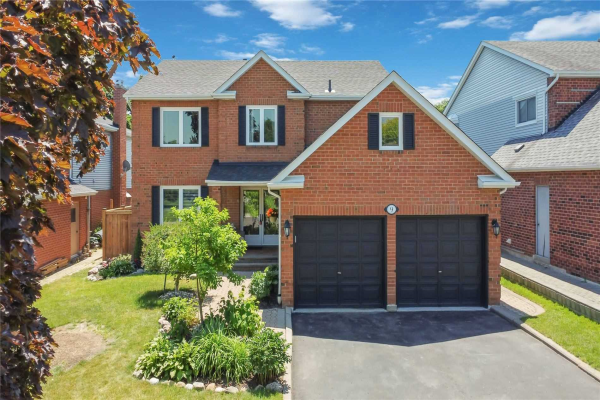 9 Chipperfield Cres, Whitby