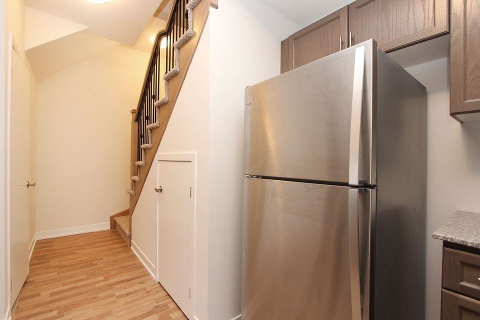 1460 Whites Rd, #407