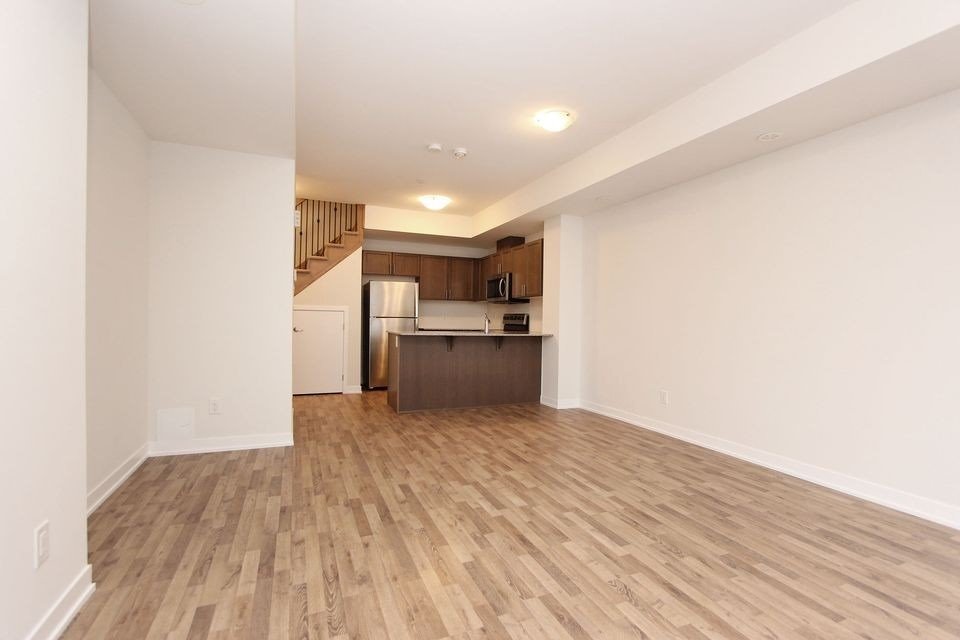 1460 Whites Rd, #407