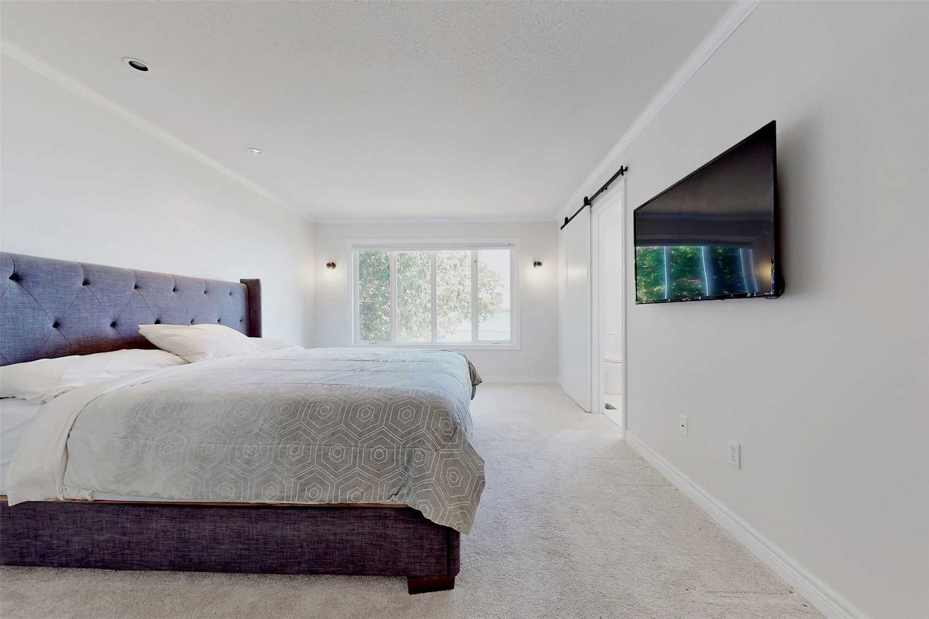 207 Aldred Dr