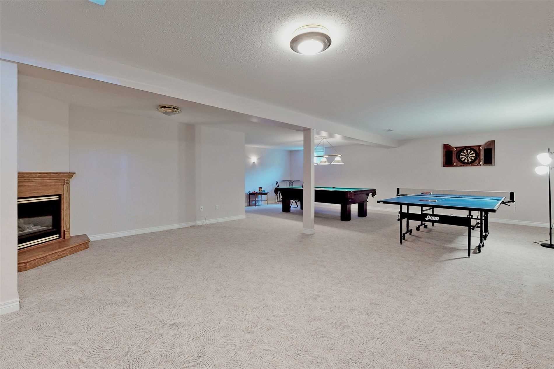 207 Aldred Dr