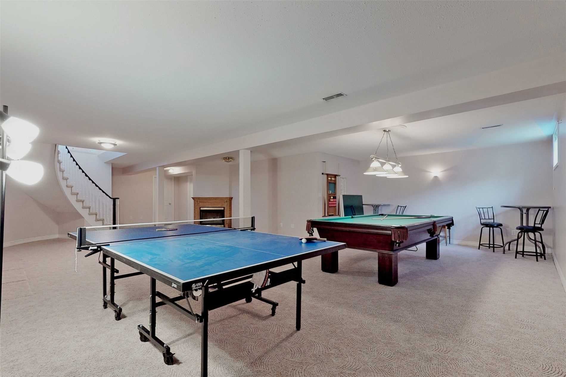 207 Aldred Dr