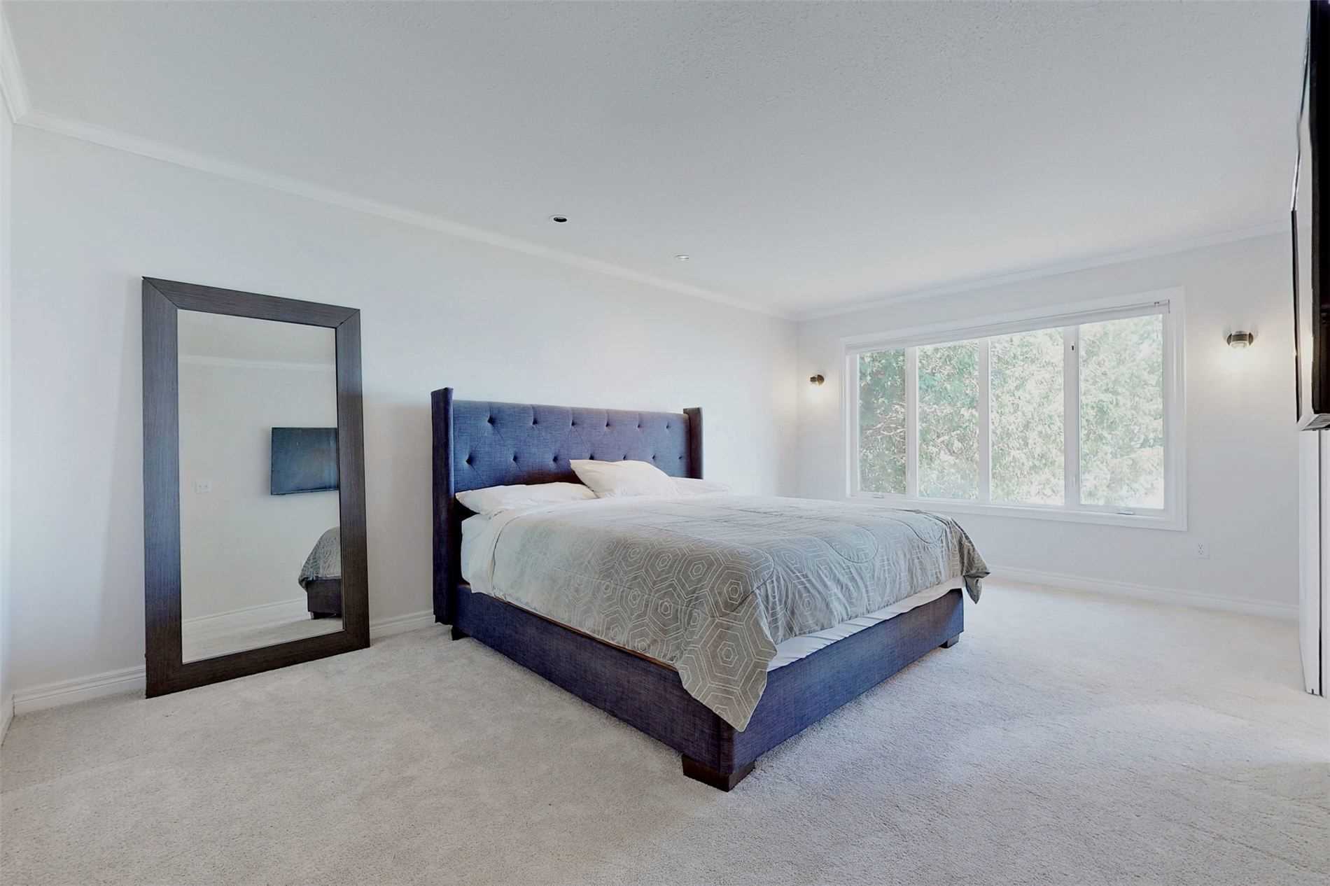 207 Aldred Dr