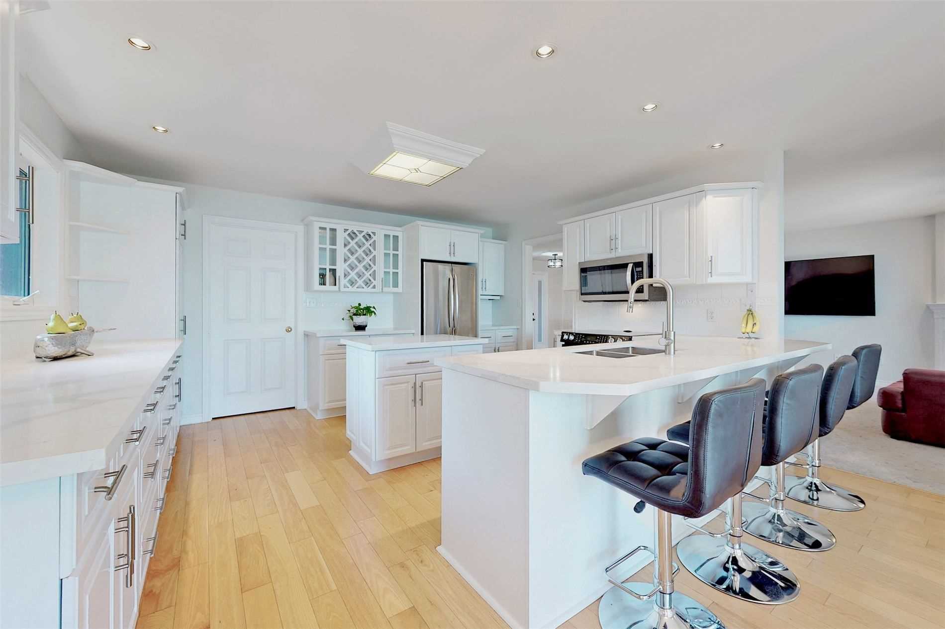 207 Aldred Dr