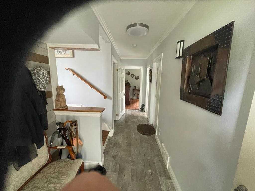 542 Dianne Dr