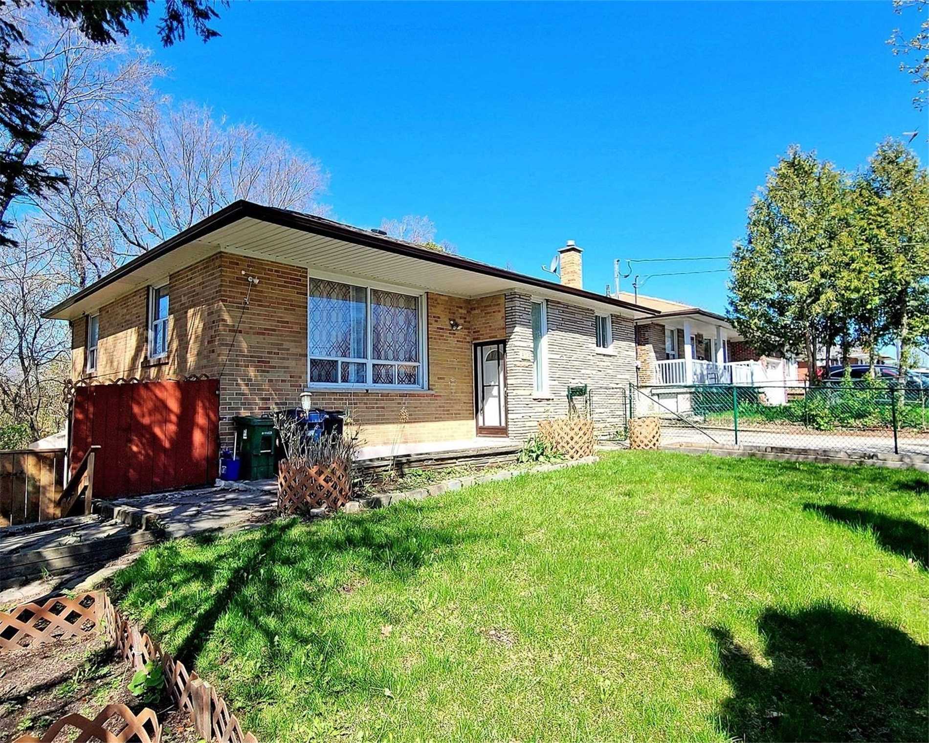 826 Scarborough Golf Clu Rd
