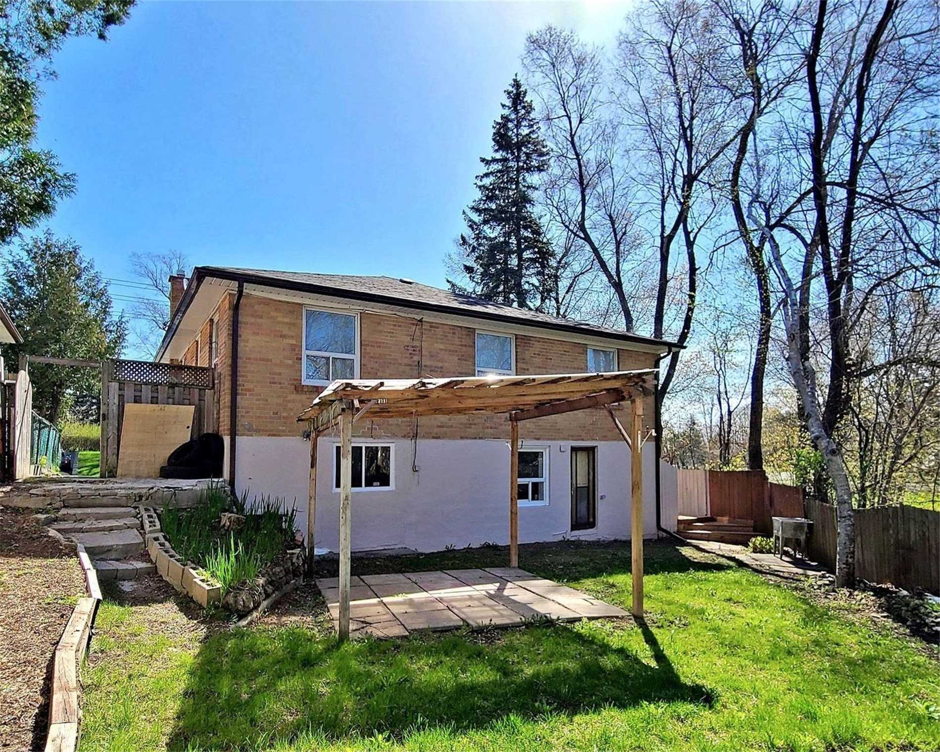 826 Scarborough Golf Clu Rd