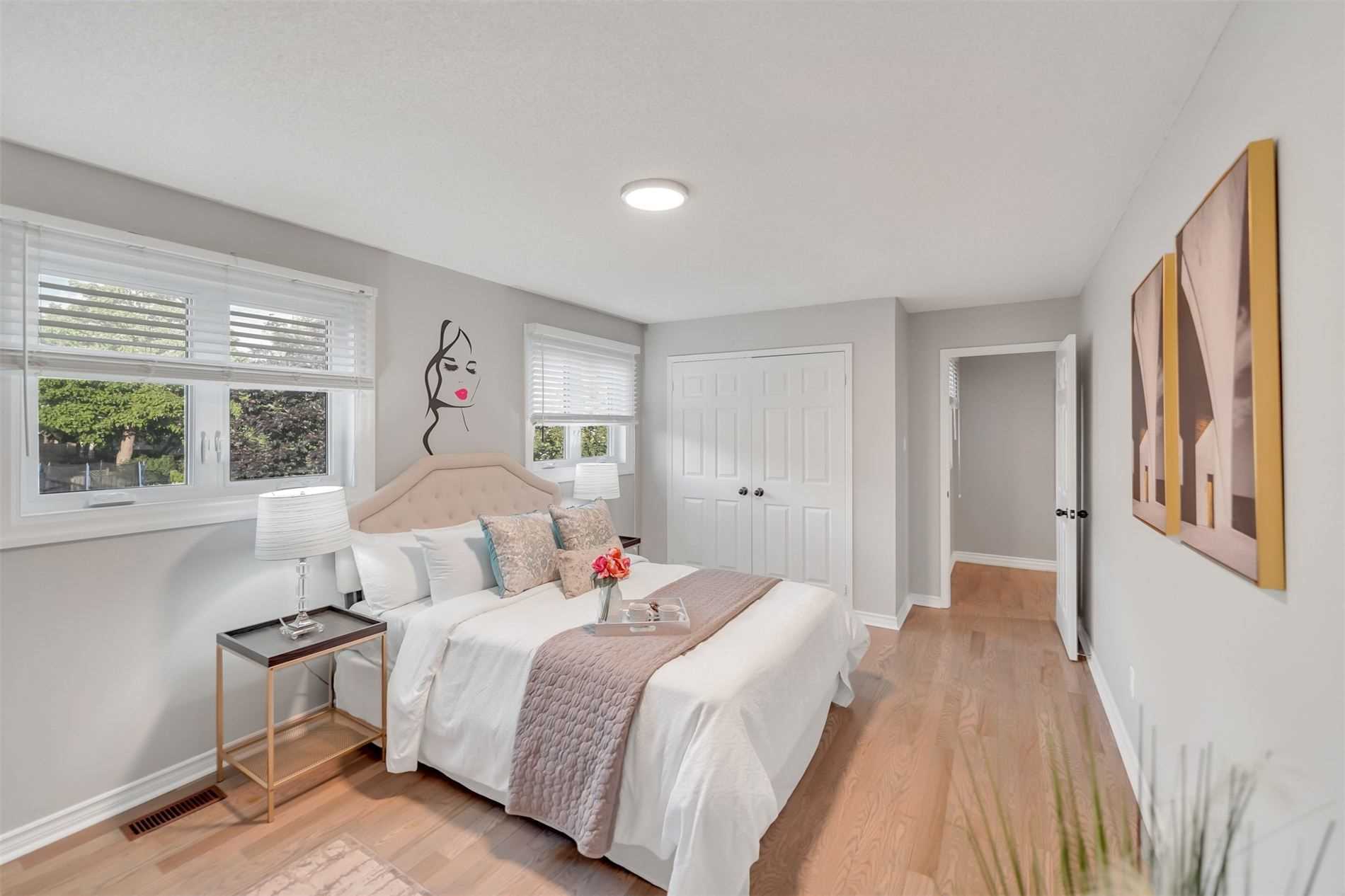 3 Mayfield Cres