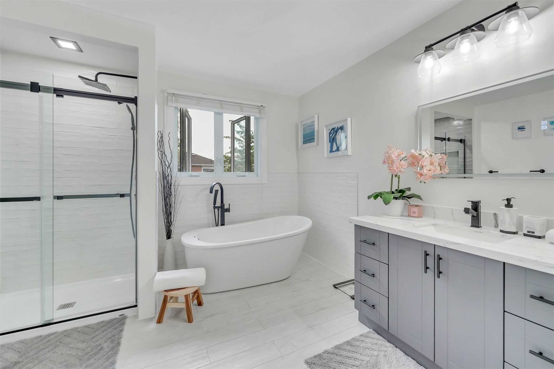 3 Mayfield Cres