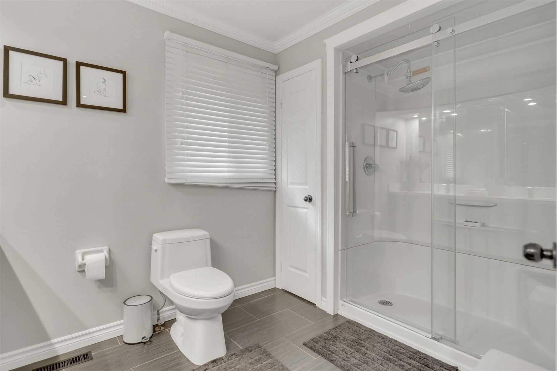 3 Mayfield Cres