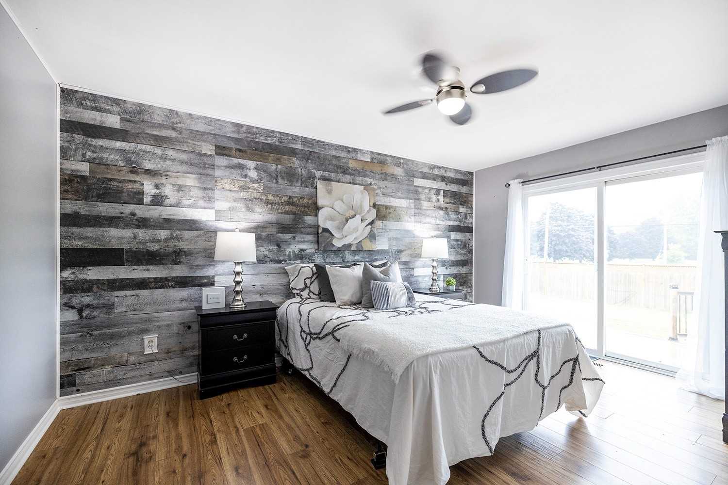 1348 Belair Cres