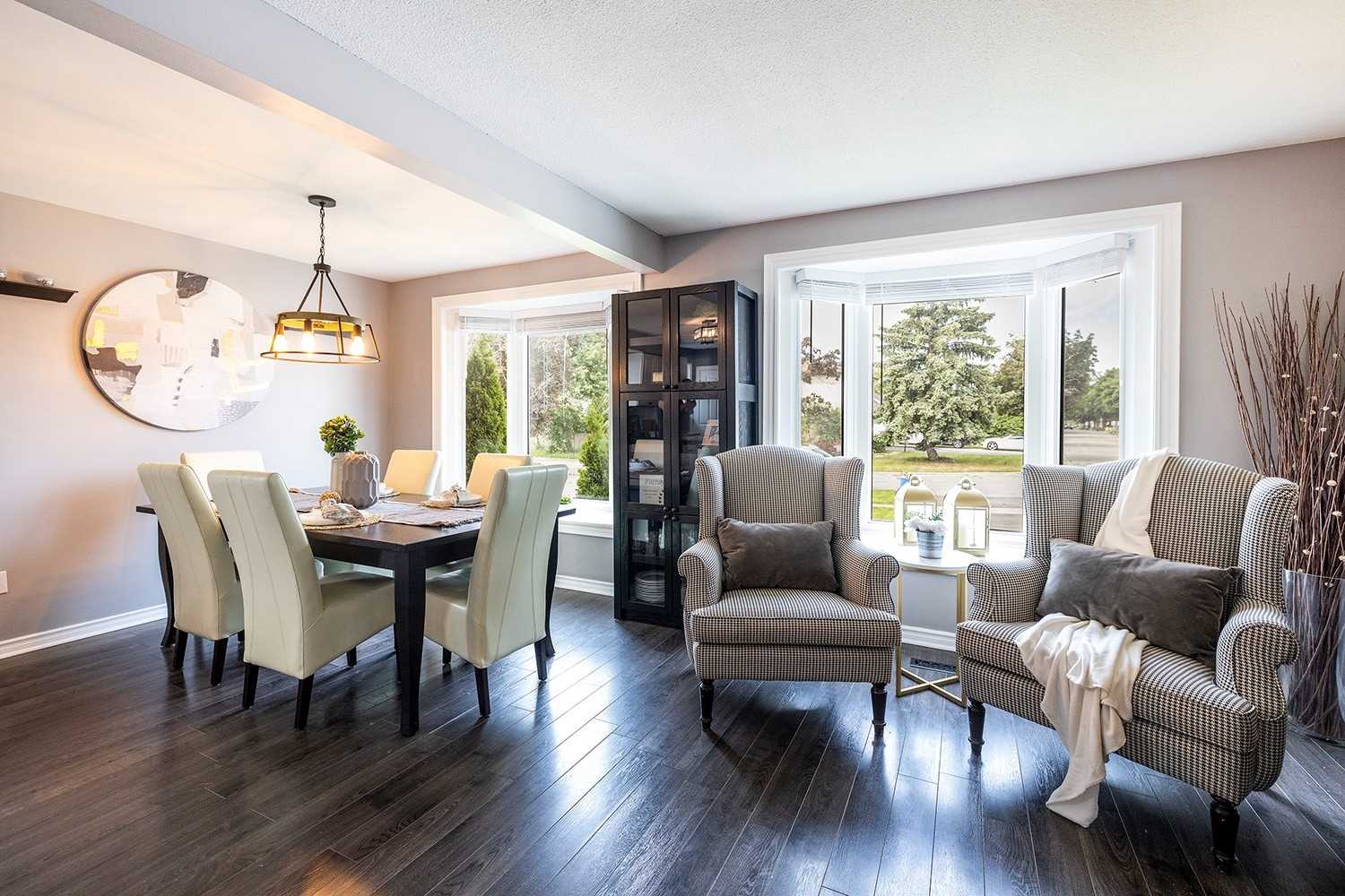 1348 Belair Cres