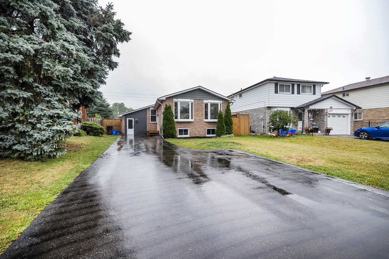 1348 Belair Cres
