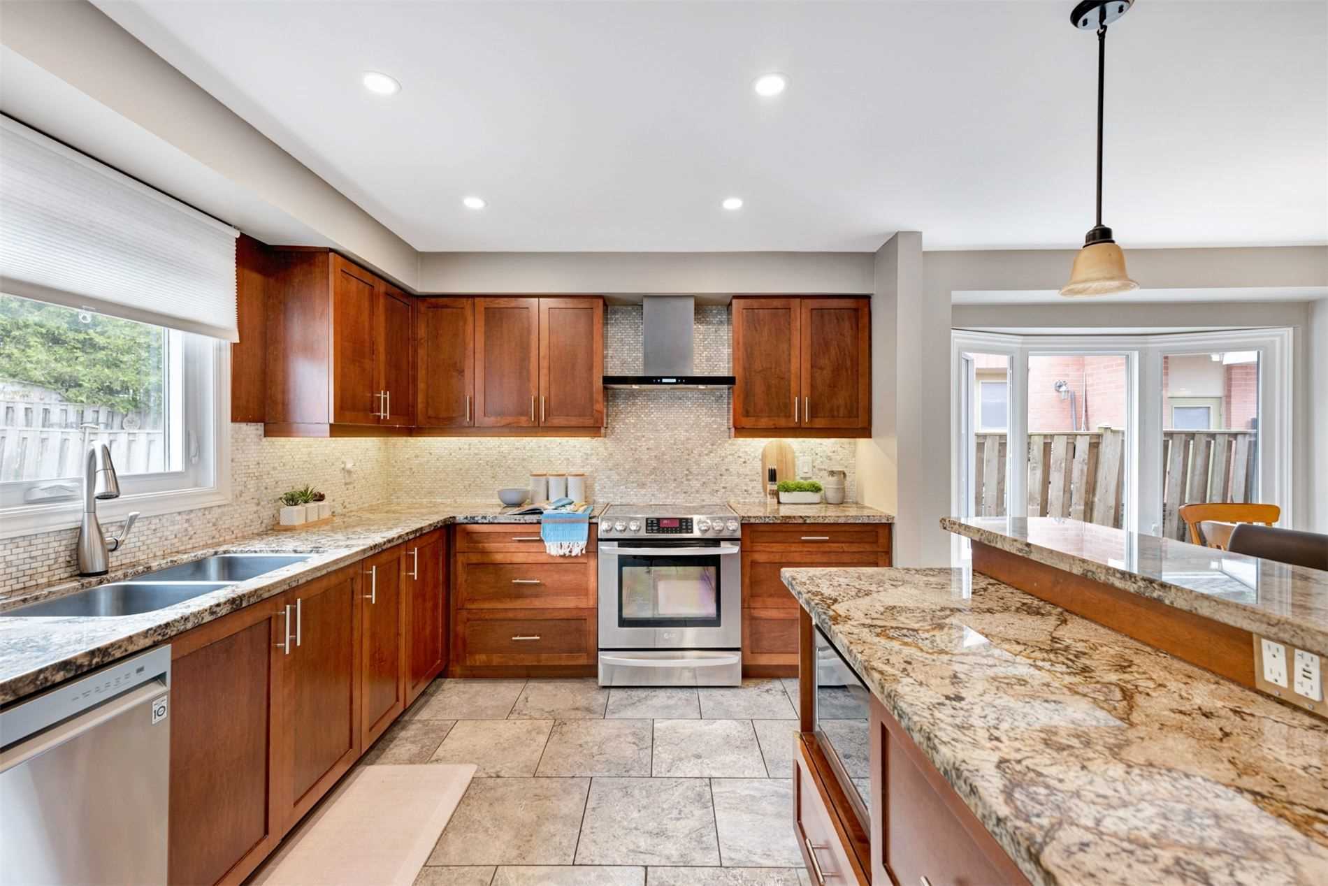 49 Fitzgerald Dr