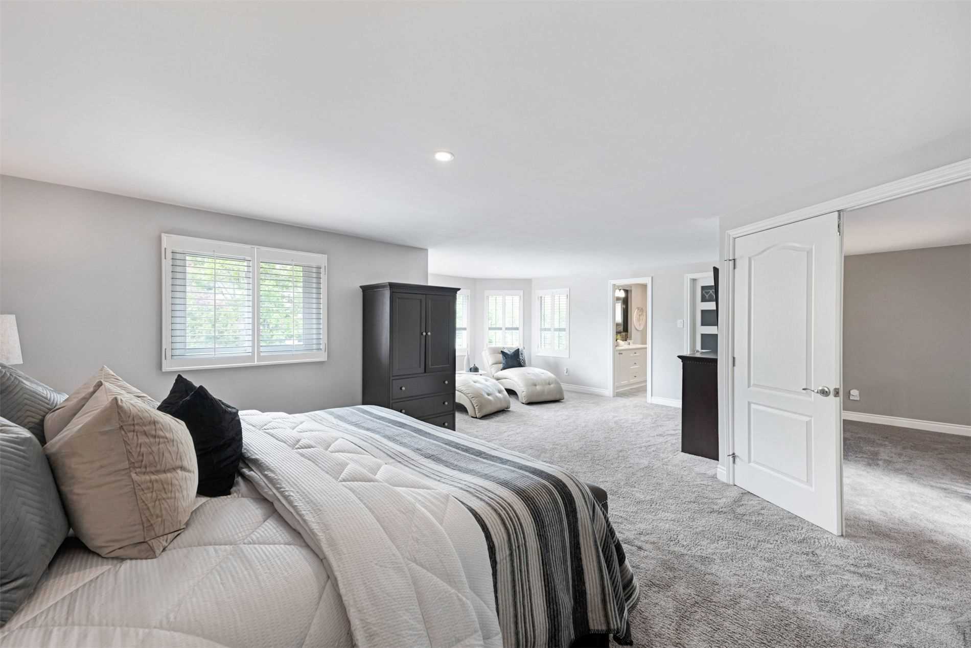 49 Fitzgerald Dr